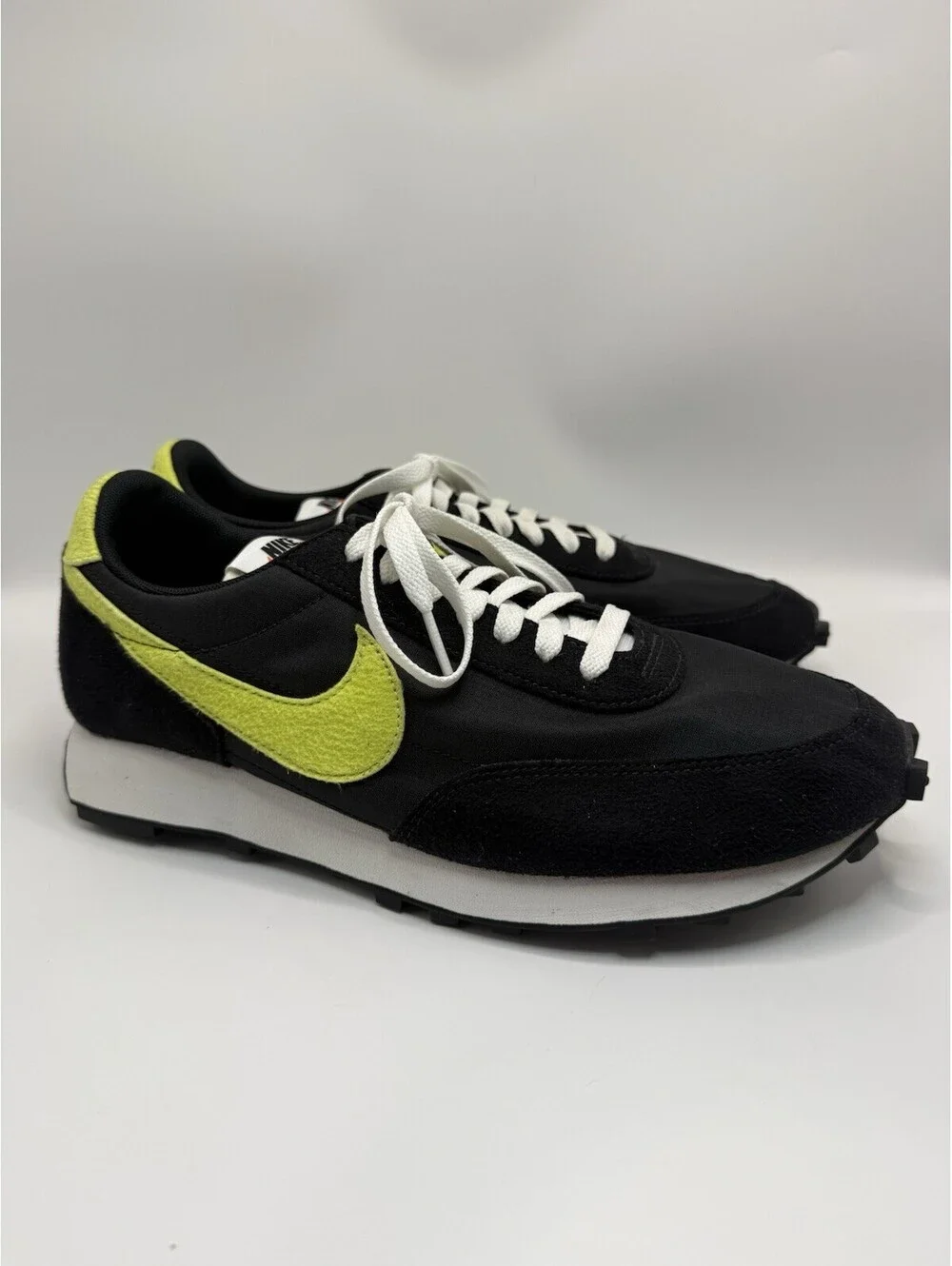 Nike Day Break SP Black Limelight Casual Shoes DA0824-001 Men's Size 9.5 US NWOB